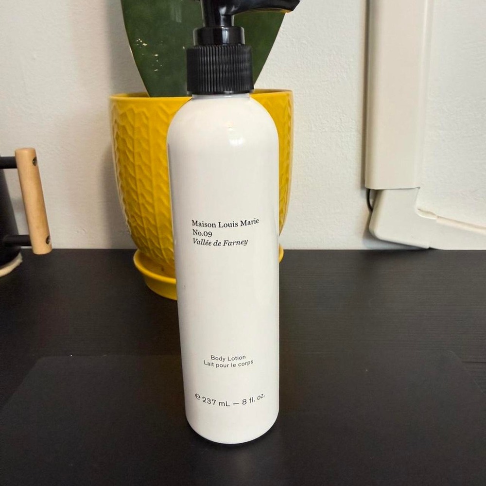 Maison Louis Marie No.09 Valley de Farney body lotion 8 oz‎ New